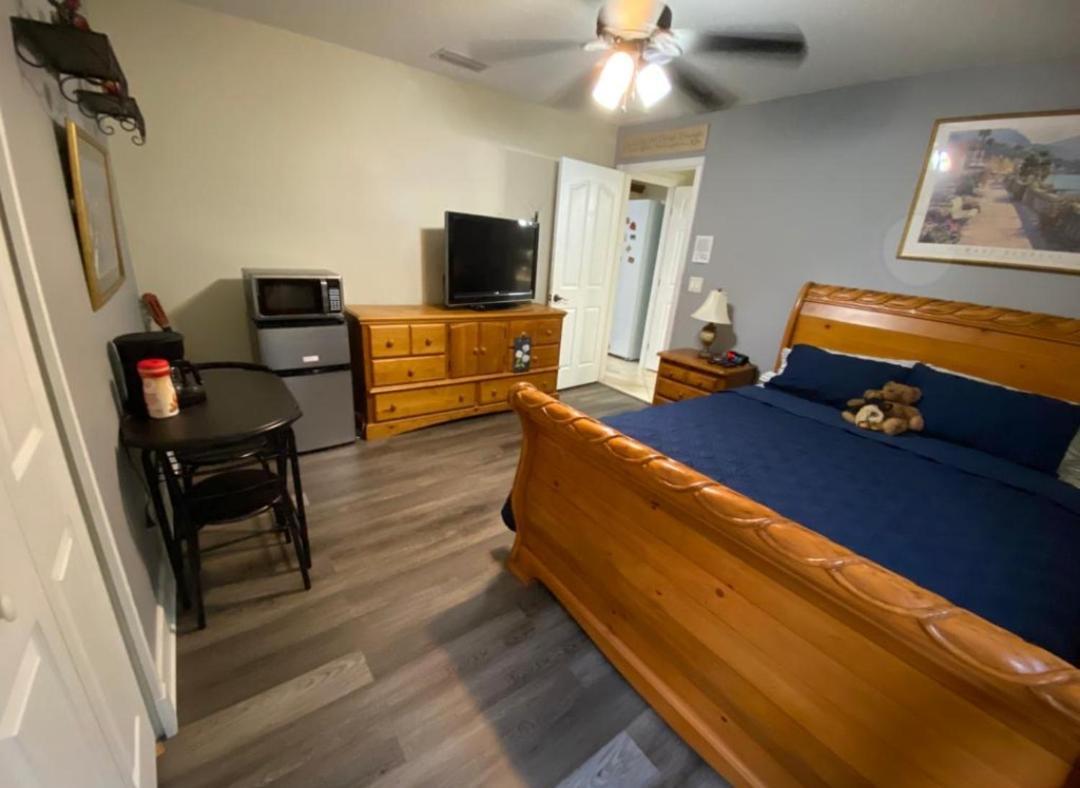 A Treasure Coast Gem- Private Entrance And Private Bathroom Port St. Lucie Bagian luar foto